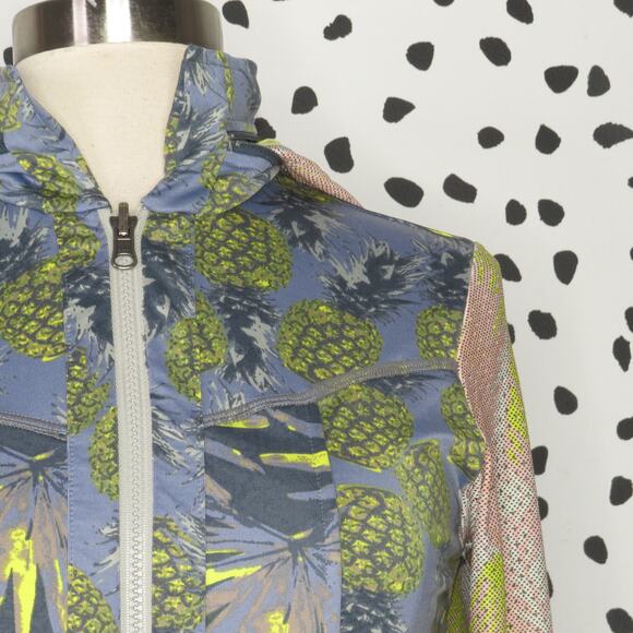 Maaji Mixed Print Groove Brave and Sweet Running Activewear Full Zip Jacket - Picture 3 of 10